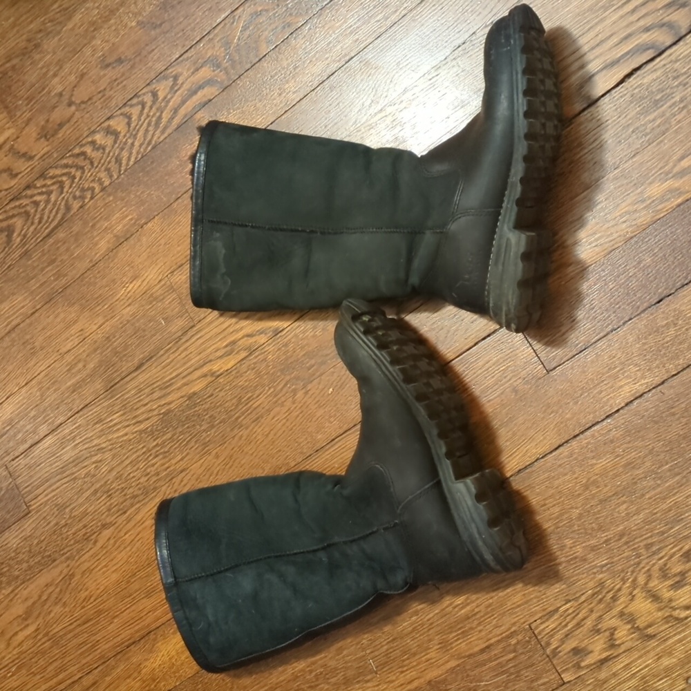 UGG convertible winter boots, leather and sheepskin, sz 7 US/38 EUR